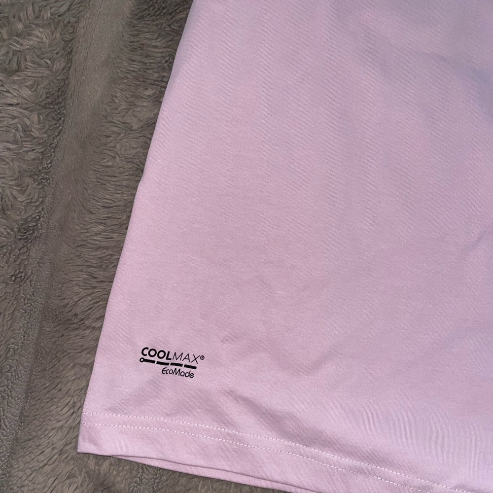 H&M Tee - Picture 4 of 6